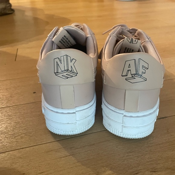 Nike Air Force 1 Pixel - Picture 3 of 4